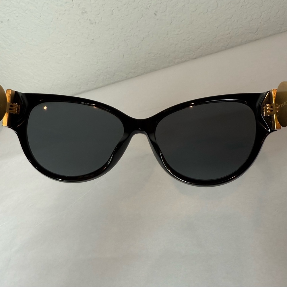 Versace Woman Sunglasses Black Frame, Dark Grey Lenses, 56MM *Authentic * - Picture 8 of 9